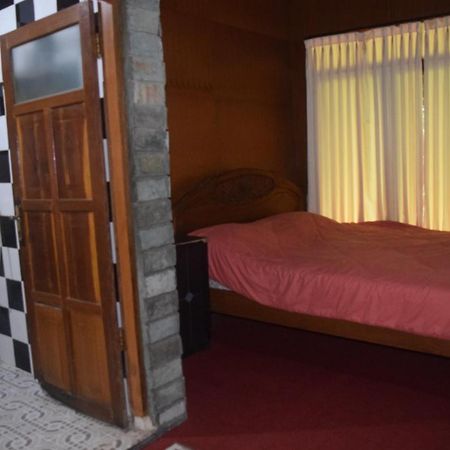 Bogor Tenjolaya Park Villa Bagian luar foto
